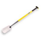 Spade Atlas gepolijst met fiberglassteel 88cm. Totaal 125cm